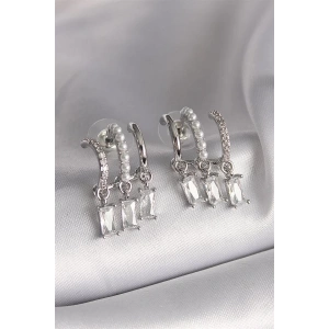 Pirinç Gümüş Renk İnci Detay Sallantı Zirkon Taşlı Kadın Küpe