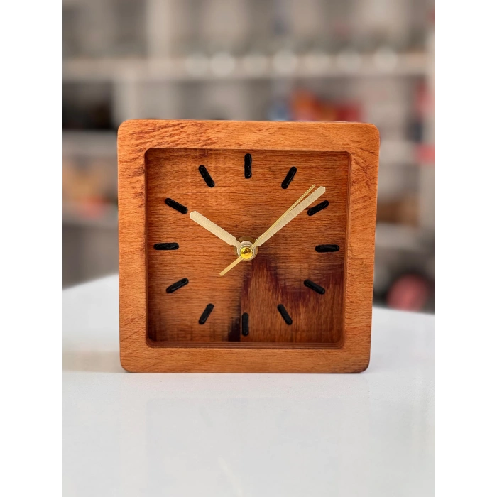 Ahşap Kare Saat