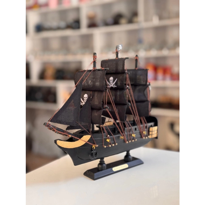 Ahşap Korsan Gemi 24 x 22 cm