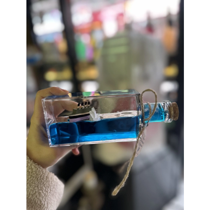 Batmayan Aşk Gemisi