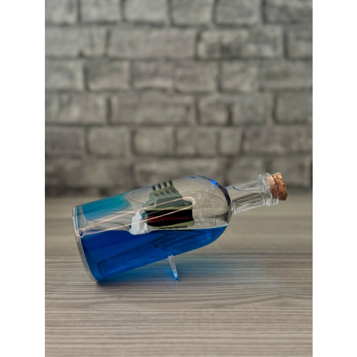 Batmayan Aşk Gemisi Ayaklı