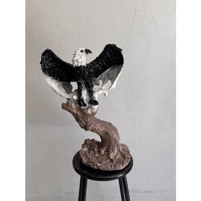 Dekoratif Kartal Heykeli