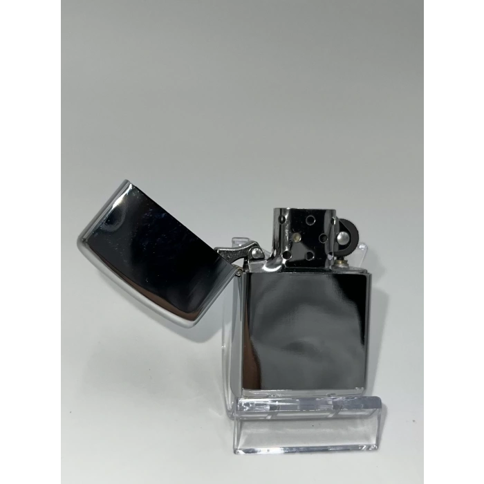 Metal Zippo Görünümlü Çakmak