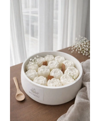 Beyaz Şakayık Bahçesi