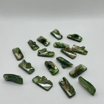 DOĞAL YEŞİL SEDEF BONCUK (25 GRAM - 8 ADET)