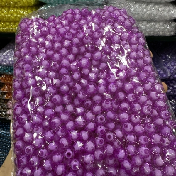 10 mm küp çanta boncuğu (500 gr)