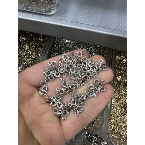 METAL GÜMÜŞ SALLANTI AYYILDIZ (50 gram)
