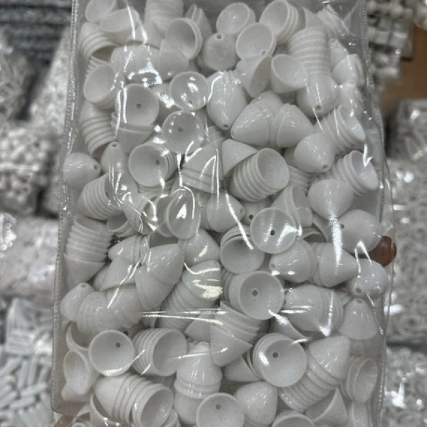 Akrilik Beyaz Boncuk (500 gr)