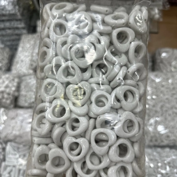 Akrilik Beyaz Boncuk (500 gr)