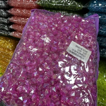 10 mm janjanlı küp çanta boncuğu (500 gr)