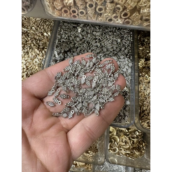 METAL GÜMÜŞ SALLANTI ÜZÜM (50 gram)