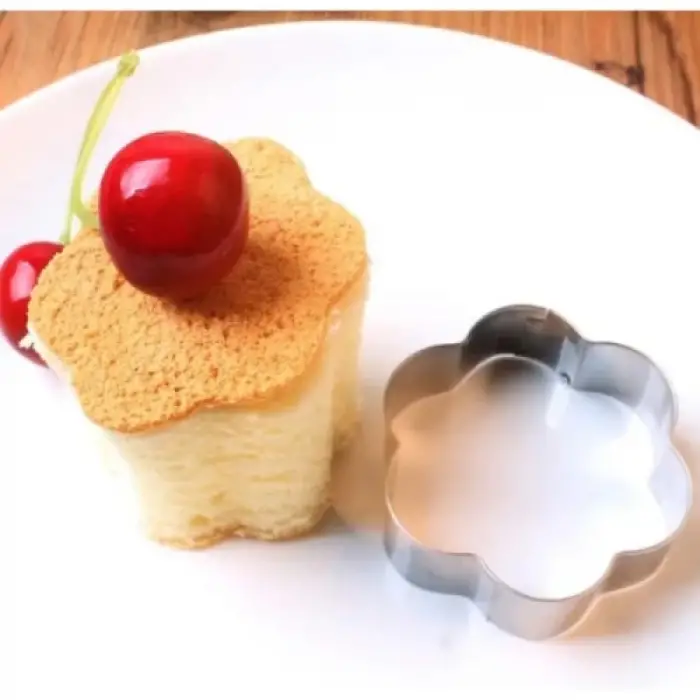 12 Parça Paslanmaz Çelik Kurabiye Kalıbı