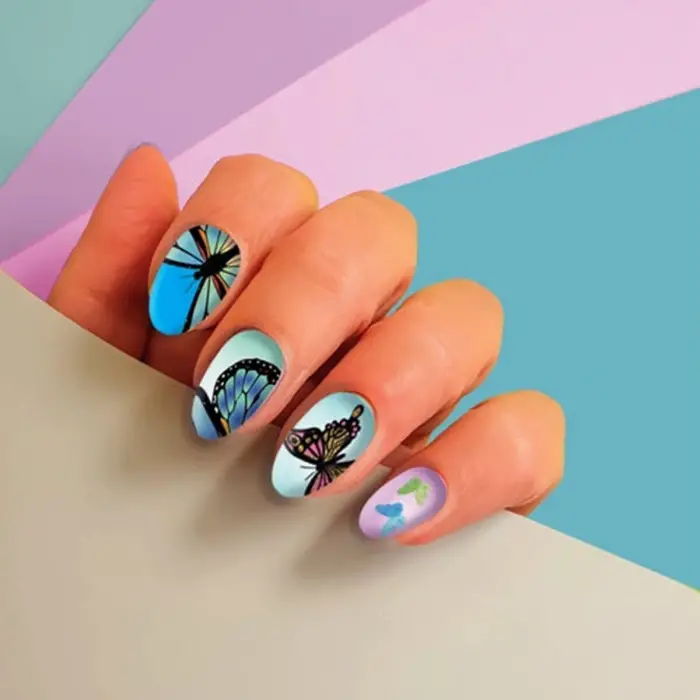 18898 Crazy Chic - Tak ve Git Tırnaklar - Kelebek