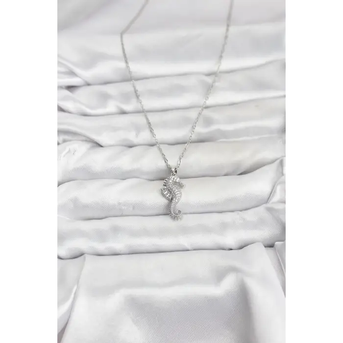 316L Çelik Zincir Gümüş Renk Deniz Atı Model Zirkon Taşlı Kadın Kolye