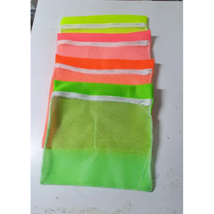 4 Adet 4 Renk  Fermuarlı - Hassas Çamaşır Terlik  Ayakkabı Yıkama Filesi Büyük Boy (336336)