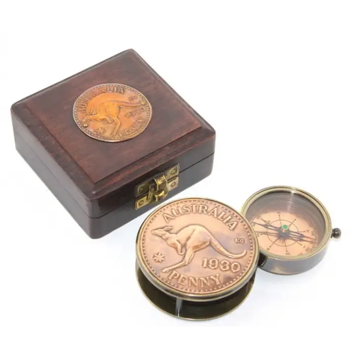 Ahşap Kutulu Pirinç Pusula Model 17