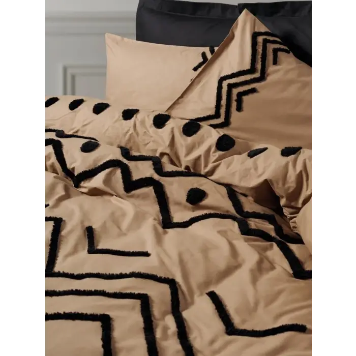 Cotton Box Puf Nakışlı Ranforce Çift Kişilik Nevresim Takımı Elio Bakır Siyah