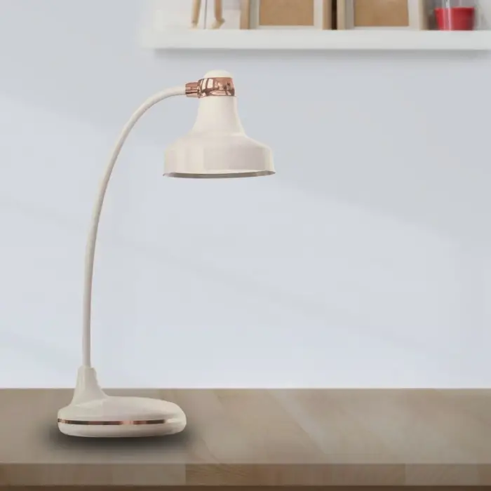 Dokunmatik 3 Farklı LED Işıklı Çalışma Masası Üstü Lamba