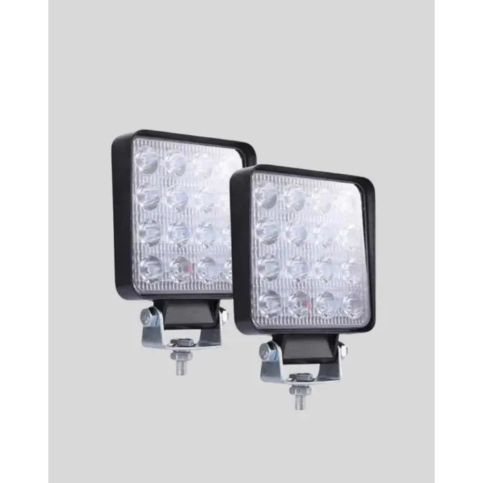 Geniş Aydınlatma Açılı LED Araç Farı | İş Makineleri ve Gece Sürüşü İçin