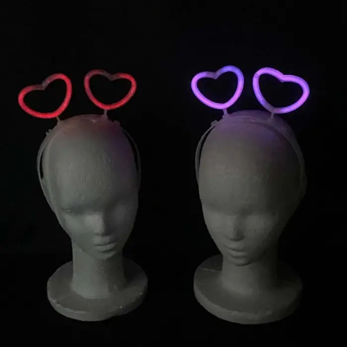 Glow Karanlıkta Yanan Fosforlu Kalp Taç 12 Adet