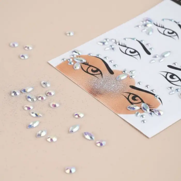 Gümüş Taşlı Makyaj Yüz Süsü