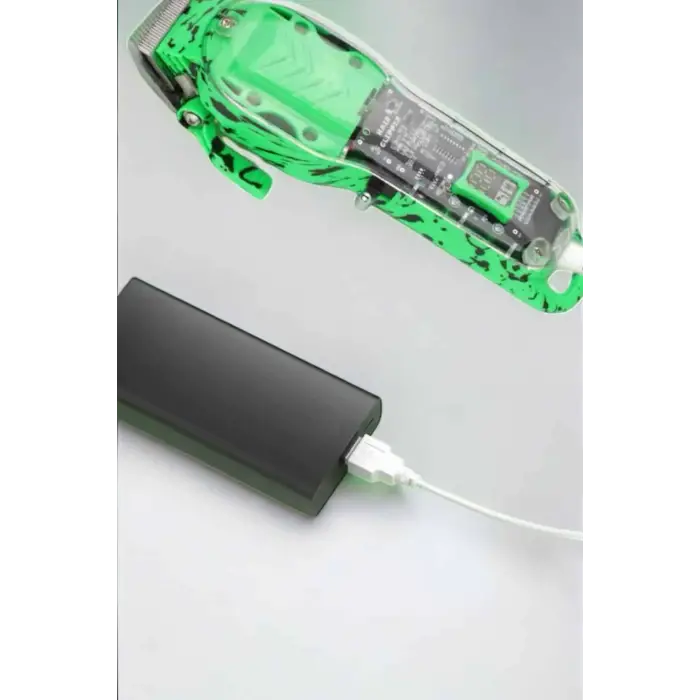 Islak ve Kuru Kullanıma Uygun Şarjlı Tıraş Makinesi