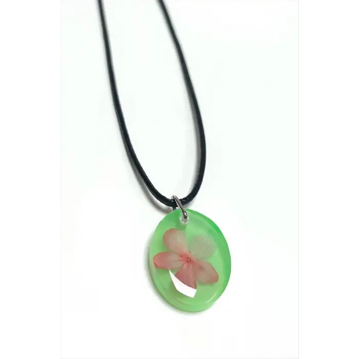 Kartopu Çiçeği Oval Epoksi Kolye