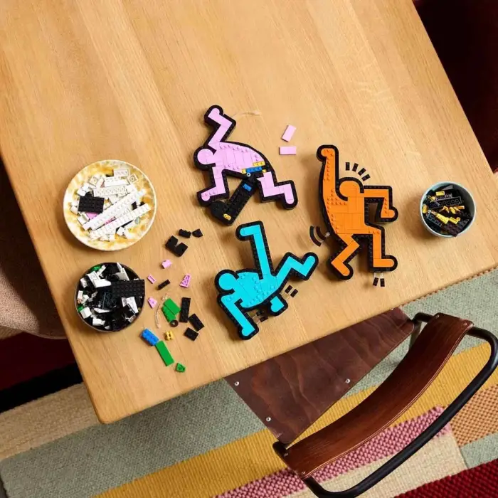 LEGO Art Keith Haring – Dans Eden Figürler 31216
