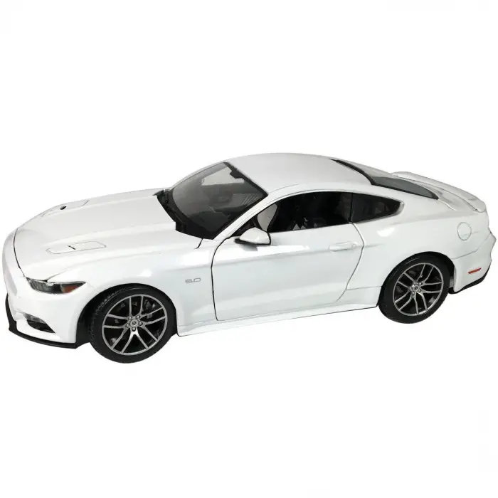 Maisto 1:18 2015 Ford Mustang GT