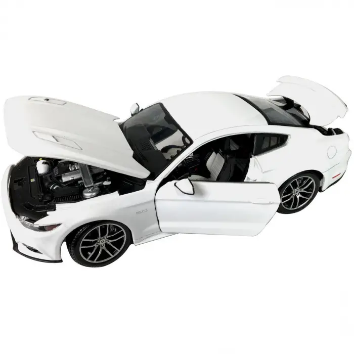 Maisto 1:18 2015 Ford Mustang GT