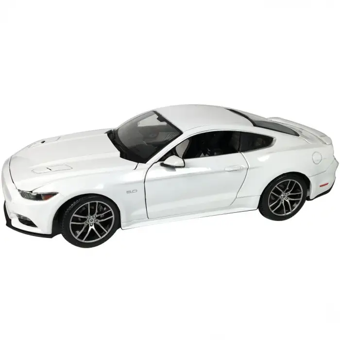 Maisto 1:18 2015 Ford Mustang GT