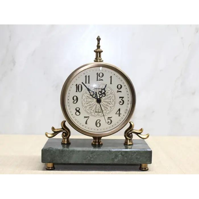 Mermer Tabanlı Masaüstü Saat