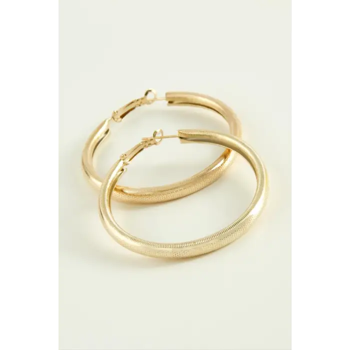 Noktalı Boru Halka Küpe 3,5 cm