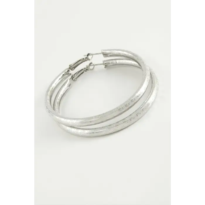 Noktalı Boru Halka Küpe 4 cm