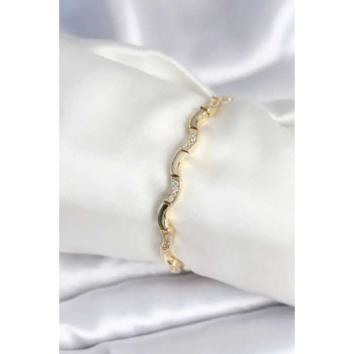 Pirinç Gold Renk Dalgalı Model Kadın Bileklik
