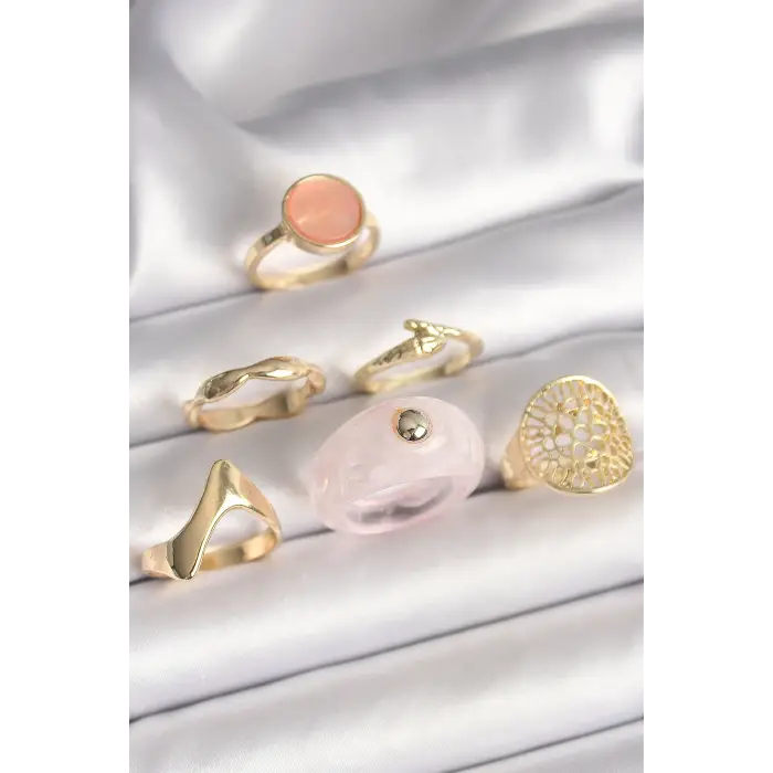 Pirinç Gold Renk Pembe Plastik Yüzük Model Daire Pembe Mine Yılan Detay 6Lı Kadın Yüzük Seti