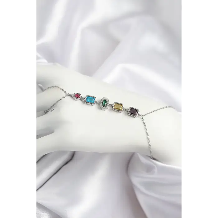 Pirinç Renkli Zirkon Taşlı Model Gümüş Renk Şahmeran