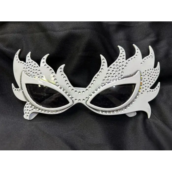 Taşlı Göz Kamaştıran Gecenin Yıldızı Beyaz Parti Alev Gözlük