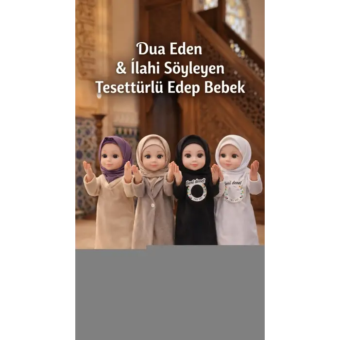 Tesettürlü Dua Ve İlahi Söyleyen Edep Bebek
