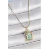 316L Çelik Gold Renk Zincir Mavi Mineli Çiçek İşlemeli Zirkon Taşlı Kelebek Detay Portre Model Kadın Kolye