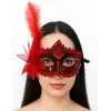 Kırmızı Mat Renk Yandan Tüylü Güllü Parti Balo Venedik Maskesi 16x22