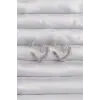 Pirinç Gümüş Renk Zirkon Taşlı Kıvrımlı Yarım Kalp Küpe
