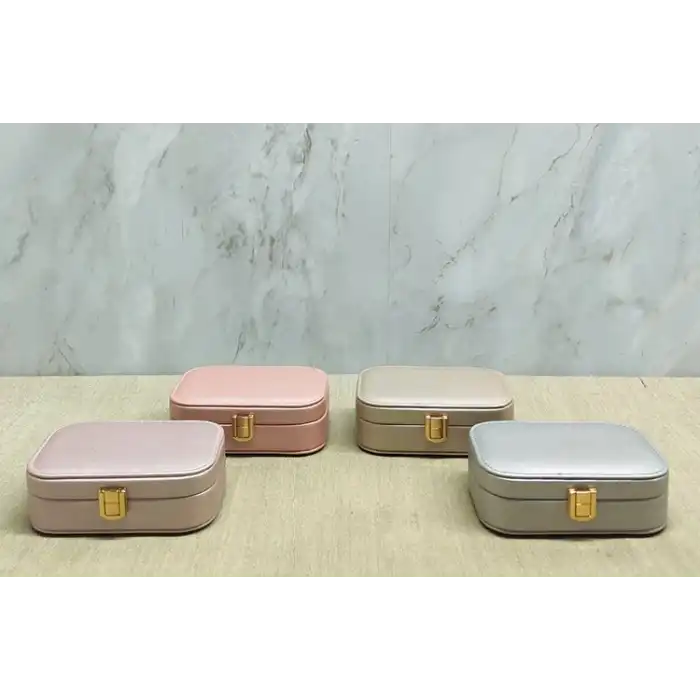 15x15 cm Makyaj Ve Takı Kutusu