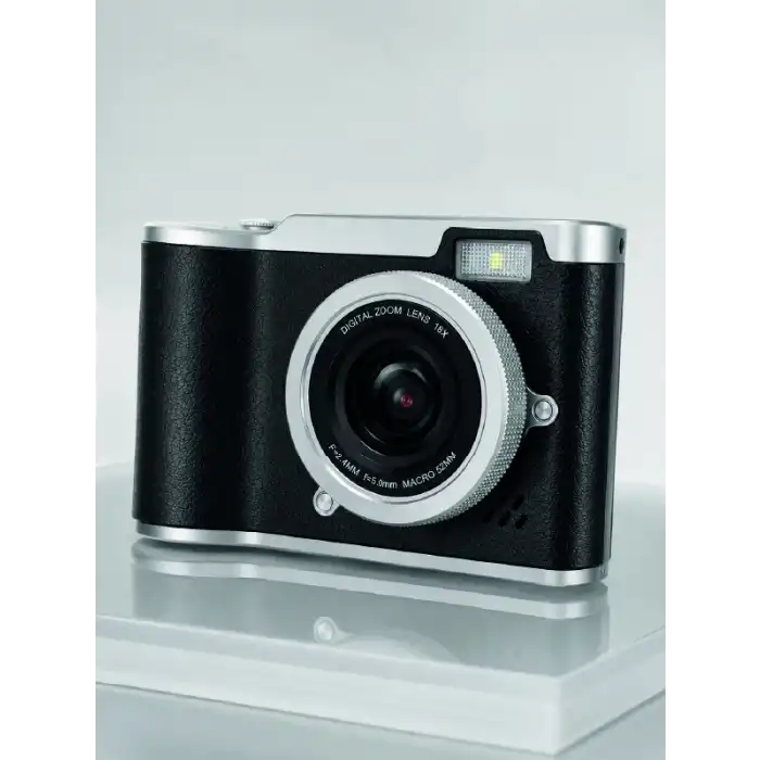 48 MP Dijital Kamera 4K Video Çekim Özellikli Kompakt Tasarım