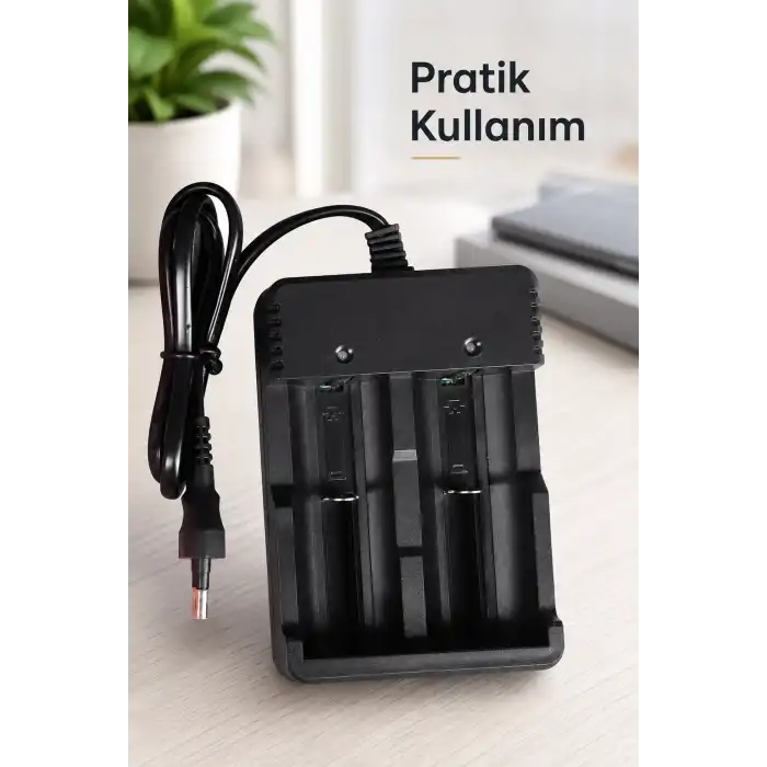 Çift Yuvalı Kablolu Pil Şarj Cihazı Kompakt Gövdeli Pratik Kullanım Siyah Şarj Aparatı
