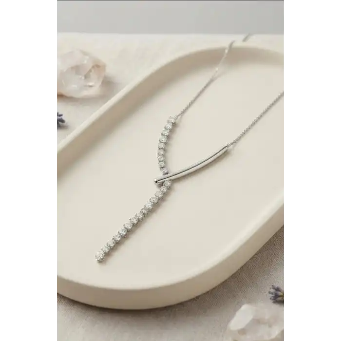 Zirkon Taşlı Pirinç Kadın Kolye - 45 cm Bar Tasarım, Gümüş Tonunda Tekli Ürün BX-313628