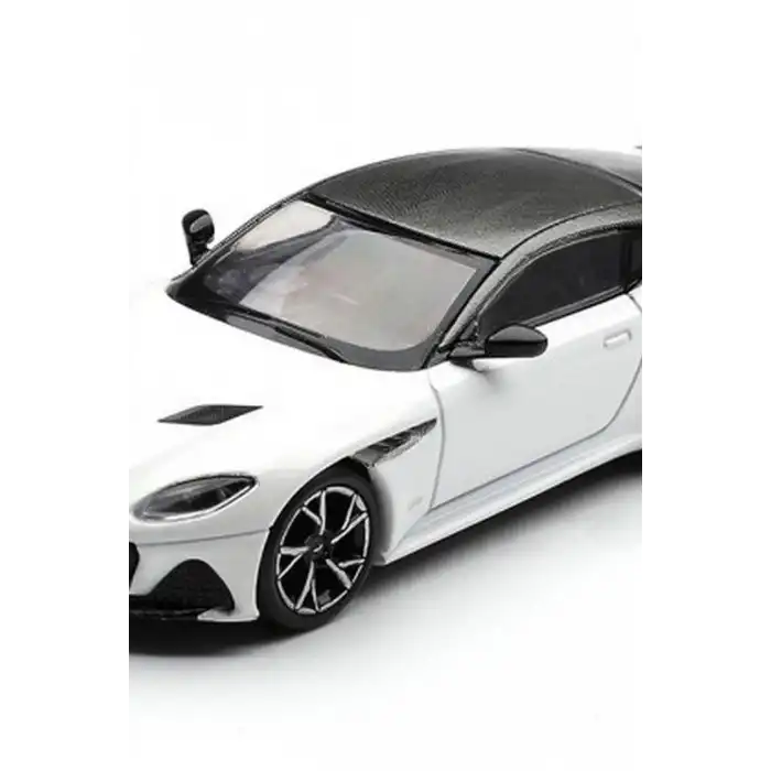 Model Araba 1/64 Aston Martin DBS Stratus White Koleksiyonluk Araç Oyuncak BX-316217