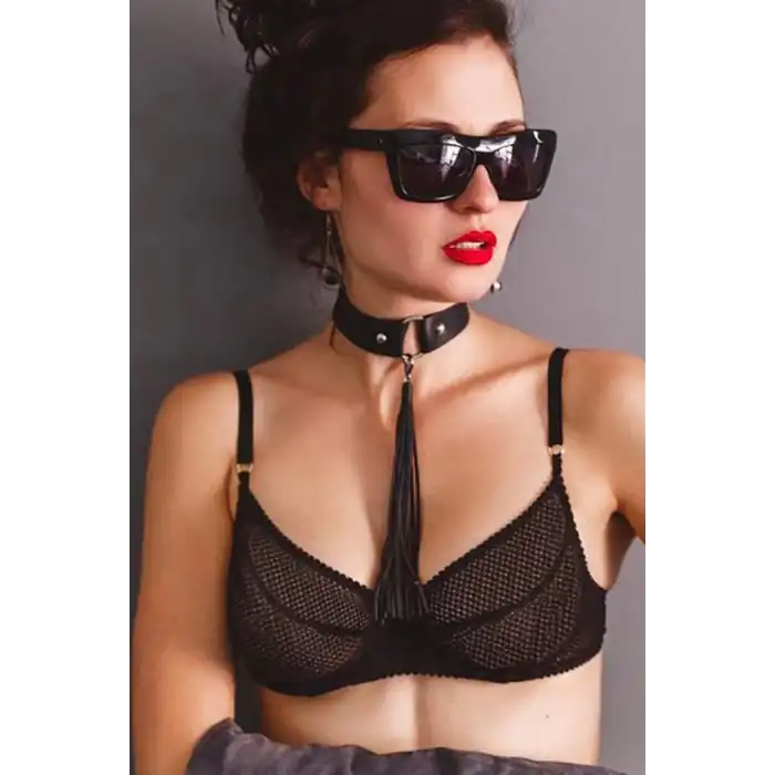 Aksesuarlı Siyah Deri Choker Boyunluk 1081