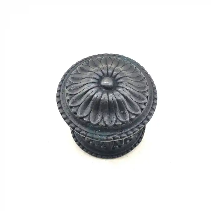 Eco Lounge Antika Tarz Dekoratif Pirinç Papatya Kapı Babası - 73mm, Oksit