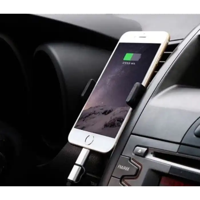 Araba Klimasına Takılan Telefon Tutucu Kıskaç